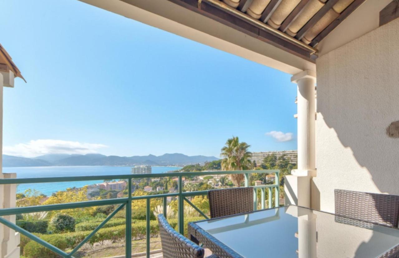 Appt Vue Mer Exceptionnelle Sur Baie De Cannes Exterior foto
